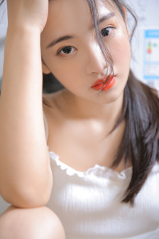 女性啪啪流出白色液体是什么